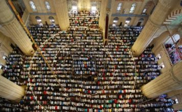 Cemaatle Namaz Kılmanın Fazileti